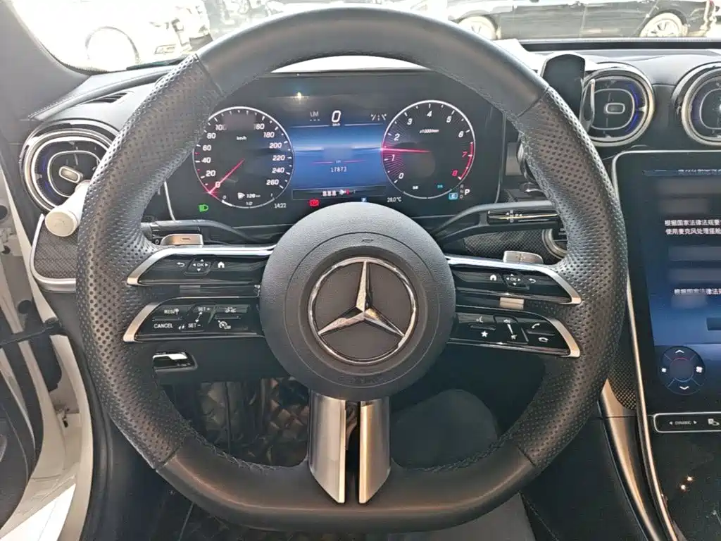 Mercedes-Benz C-Class — фото 10