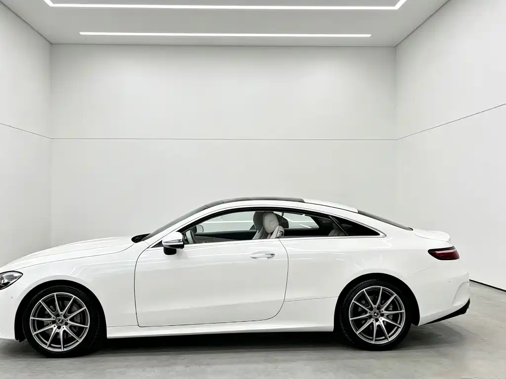 Mercedes-Benz E-Class (Import) — фото 8