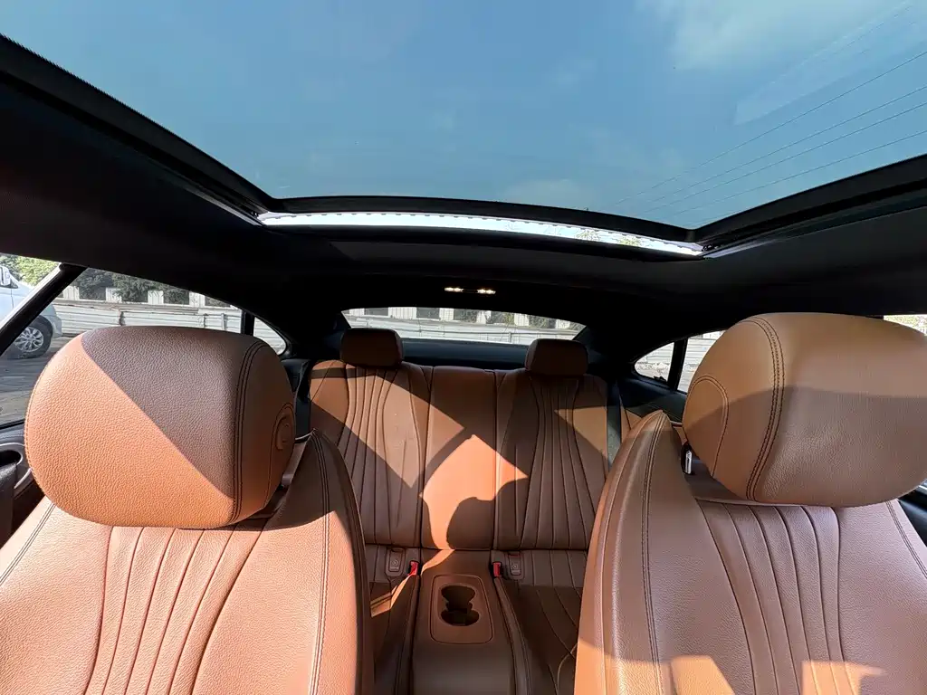 Mercedes-Benz E-Class (Import) — фото 11