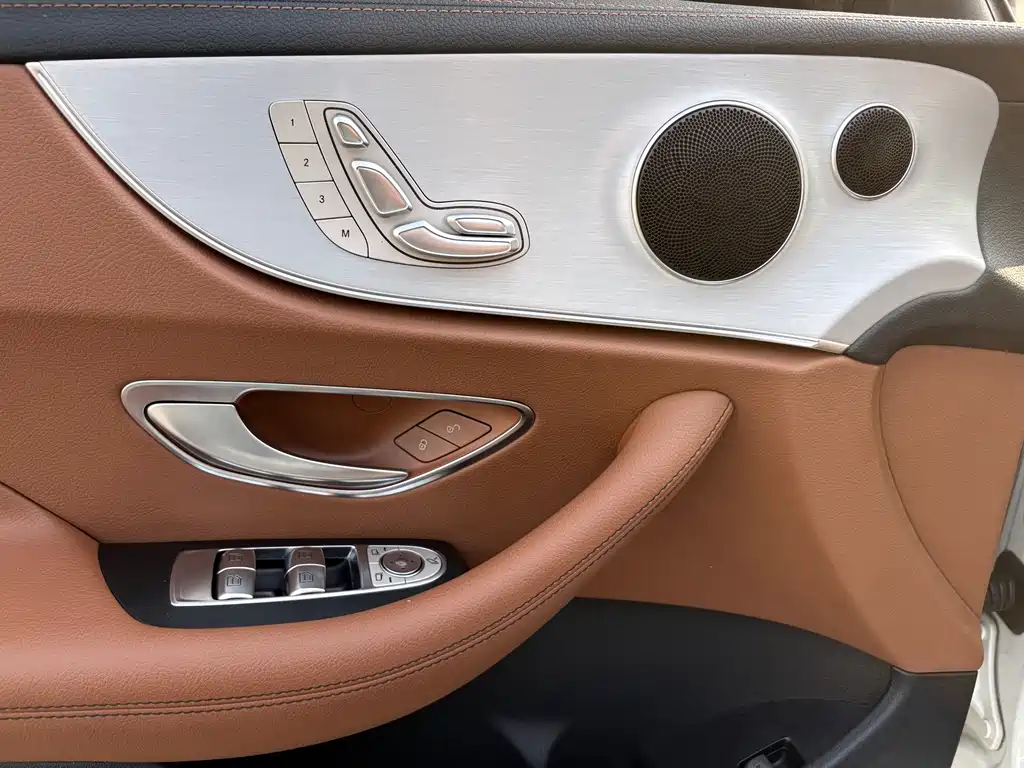 Mercedes-Benz E-Class (Import) — фото 13