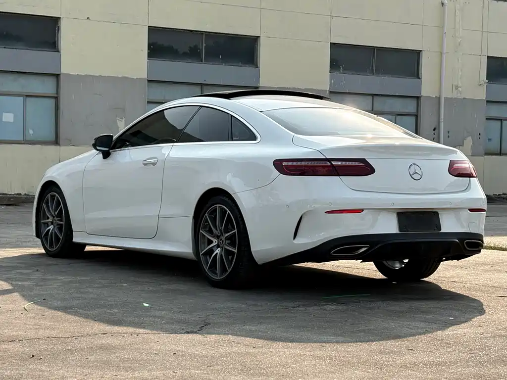 Mercedes-Benz E-Class (Import) — фото 7
