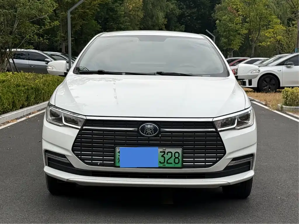BYD Qin NEV — фото 2