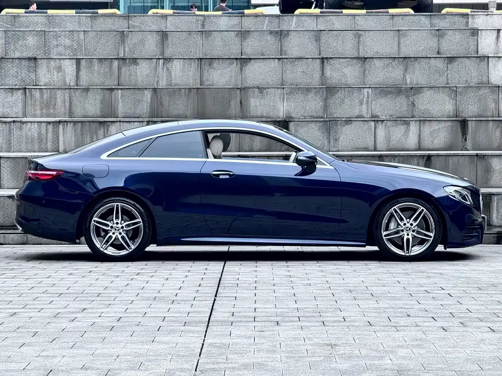 Mercedes-Benz E-Class (Import) — фото 4
