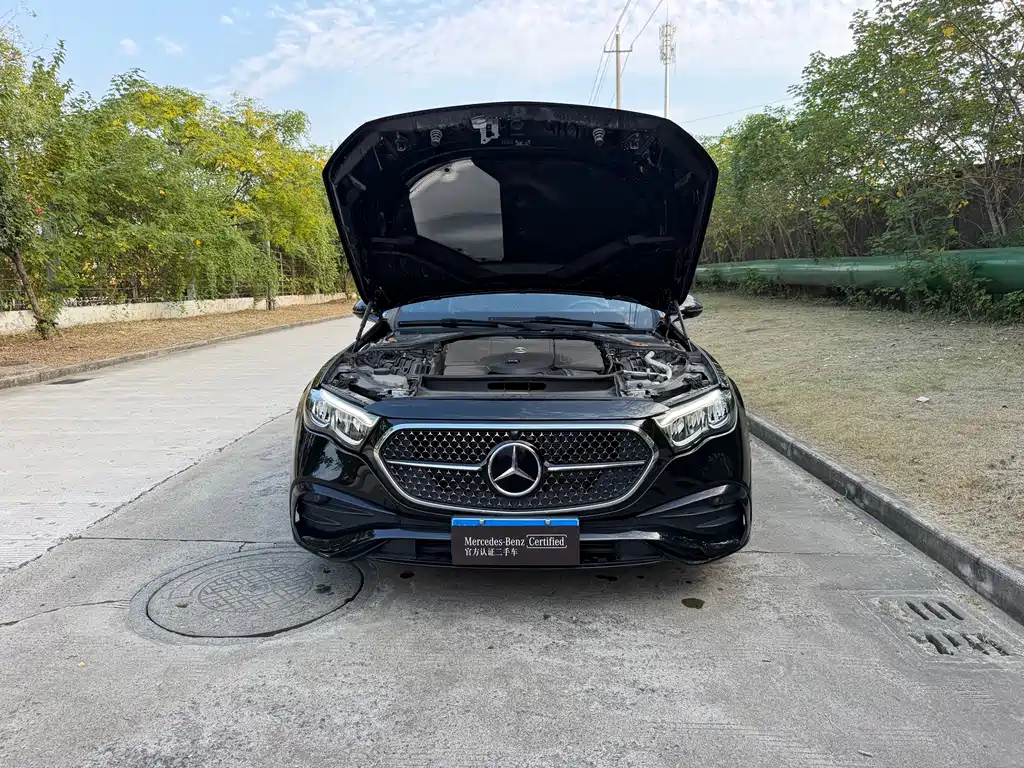 Mercedes-Benz E-Class (Import) — фото 4