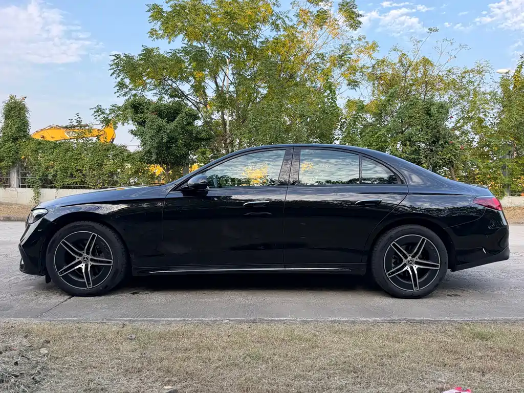 Mercedes-Benz E-Class (Import) — фото 6