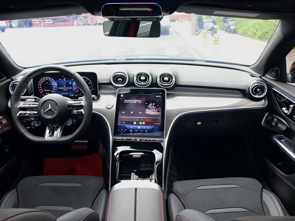 Mercedes-Benz C-Class AMG — фото 8