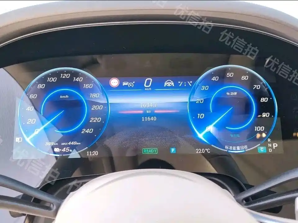 Mercedes-Benz EQS SUV — фото 9