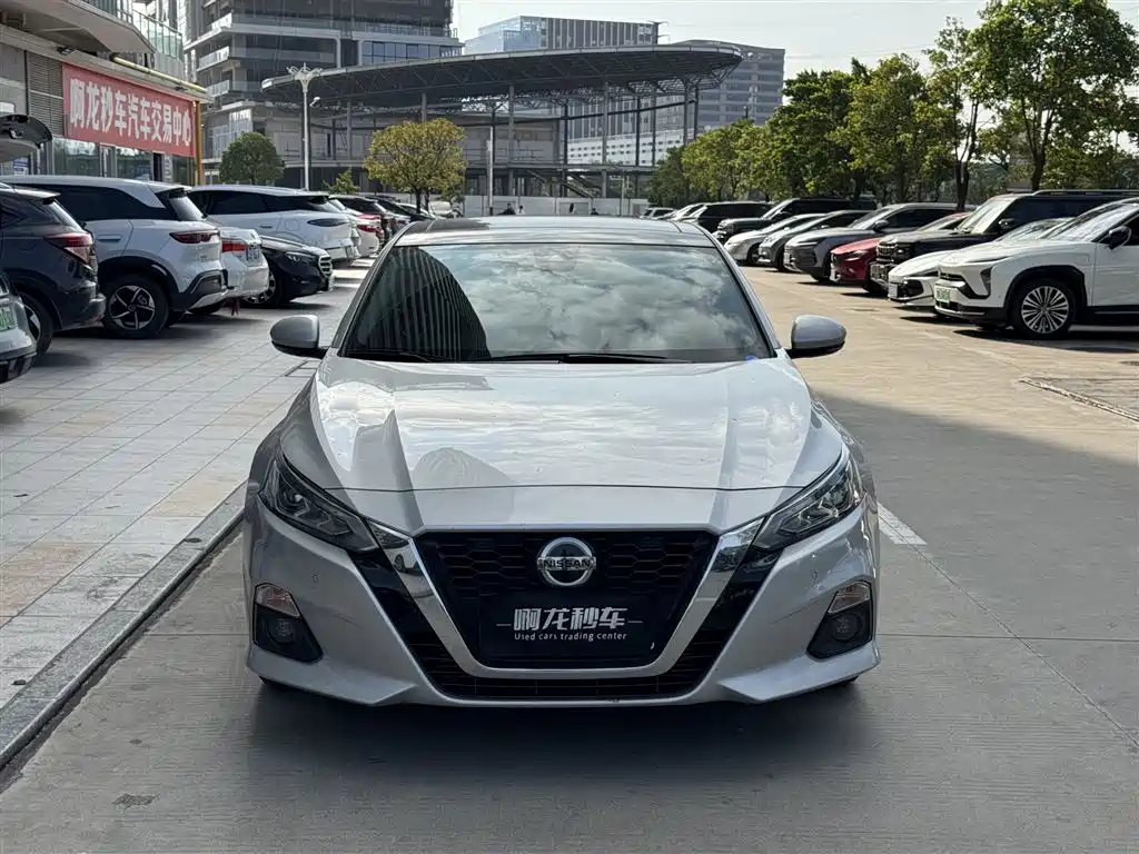 Nissan Teana — фото 2