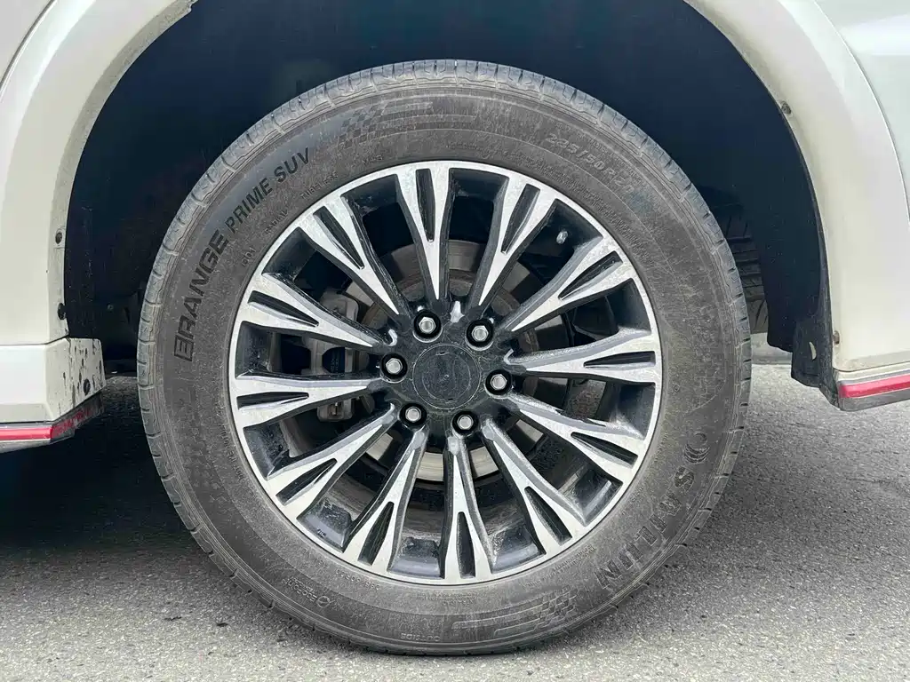 Nissan Patrol — фото 13