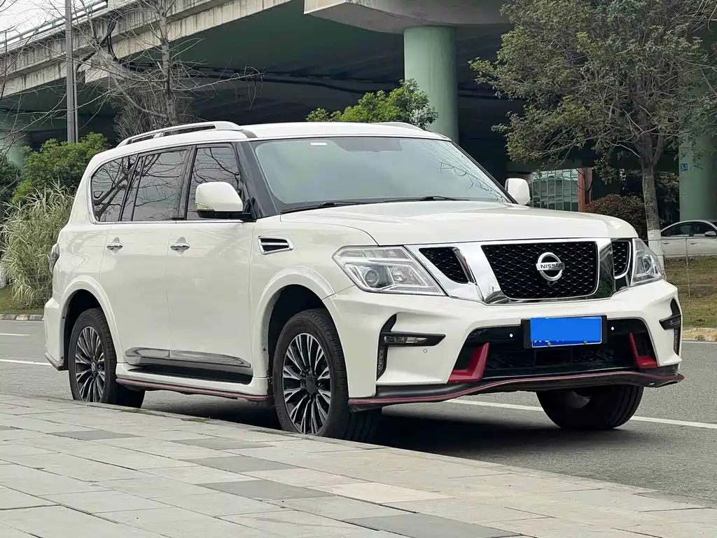 Nissan Patrol — фото 3
