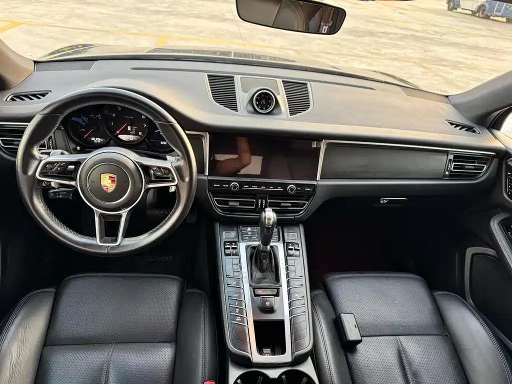 Porsche Macan — фото 4