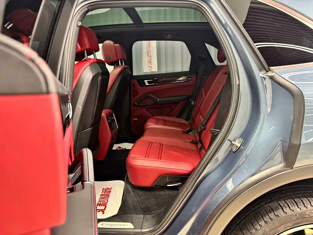 Porsche Cayenne Hybrid — фото 8