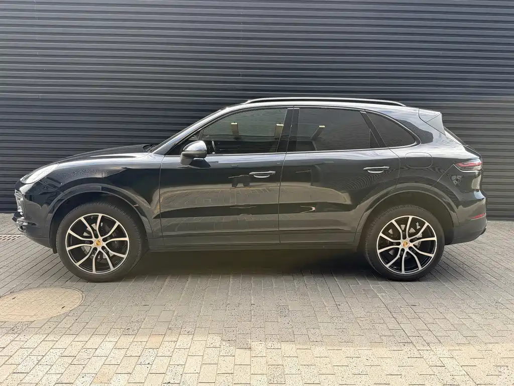 Porsche Cayenne Hybrid — фото 4