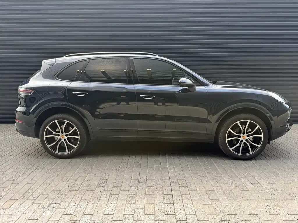 Porsche Cayenne Hybrid — фото 5