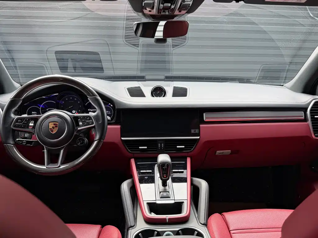 Porsche Cayenne Hybrid — фото 10
