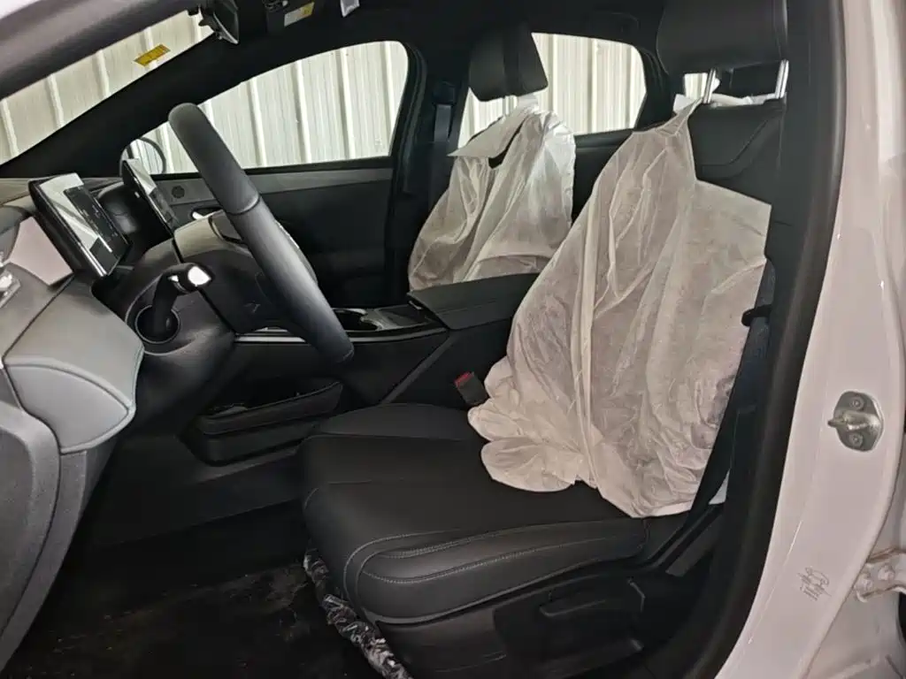 BYD Qin PLUS — фото 15