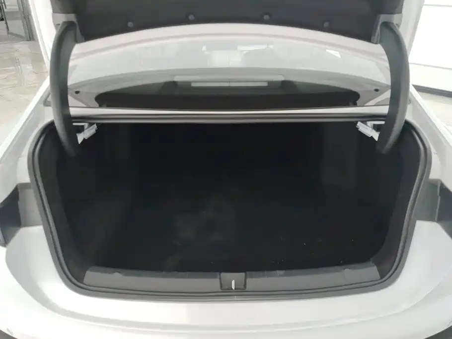BYD Seal 05 DM-i — фото 4