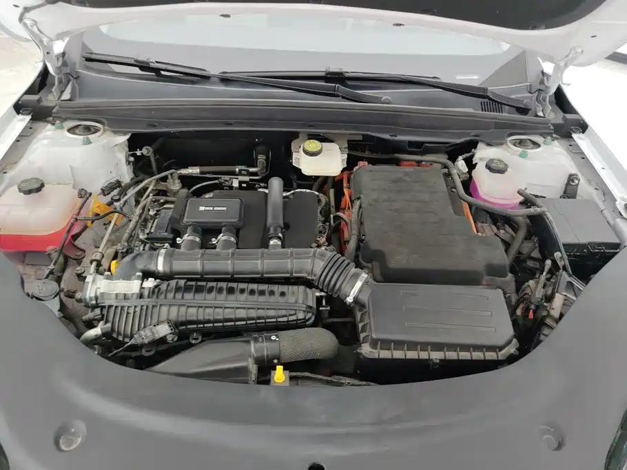 BYD Seal 05 DM-i — фото 10