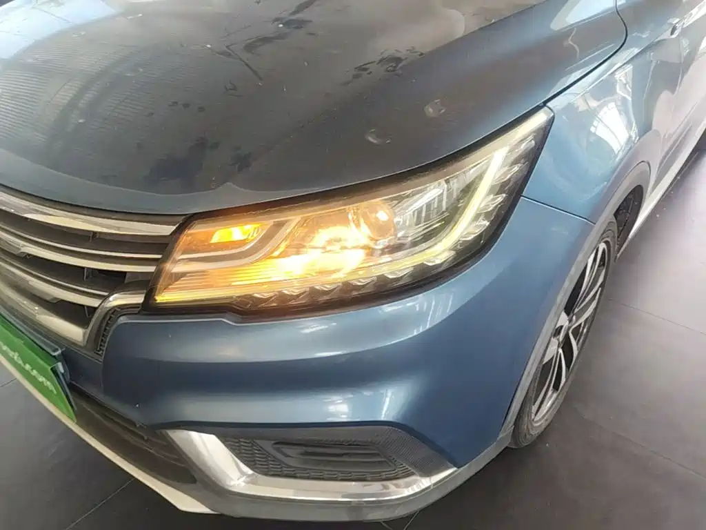Roewe RX3 — фото 23