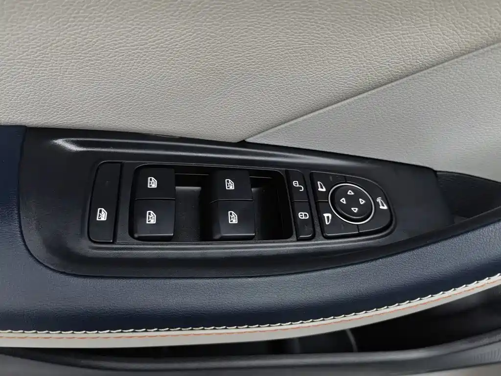 BYD Qin PLUS — фото 9
