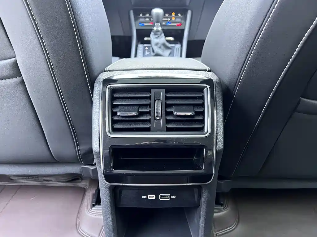 Skoda Superb — фото 14