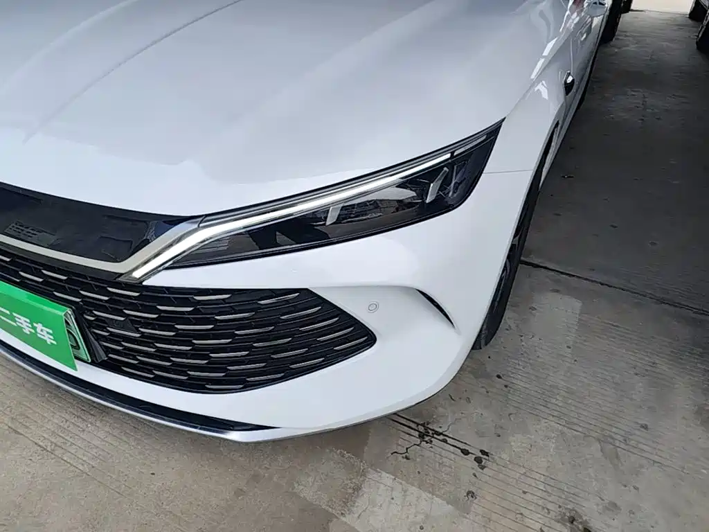 BYD Qin L — фото 24