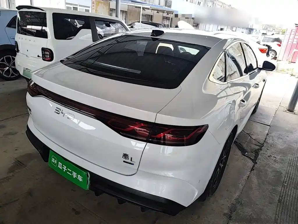 BYD Qin L — фото 7