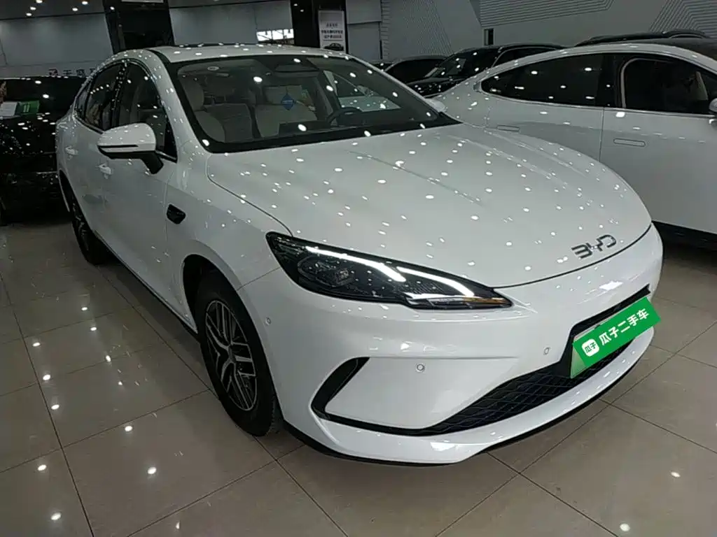 BYD Seal 05 DM-i — фото 4