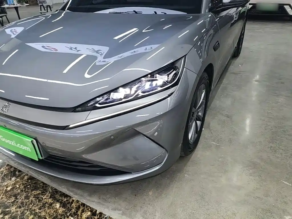 BYD Qin L — фото 24