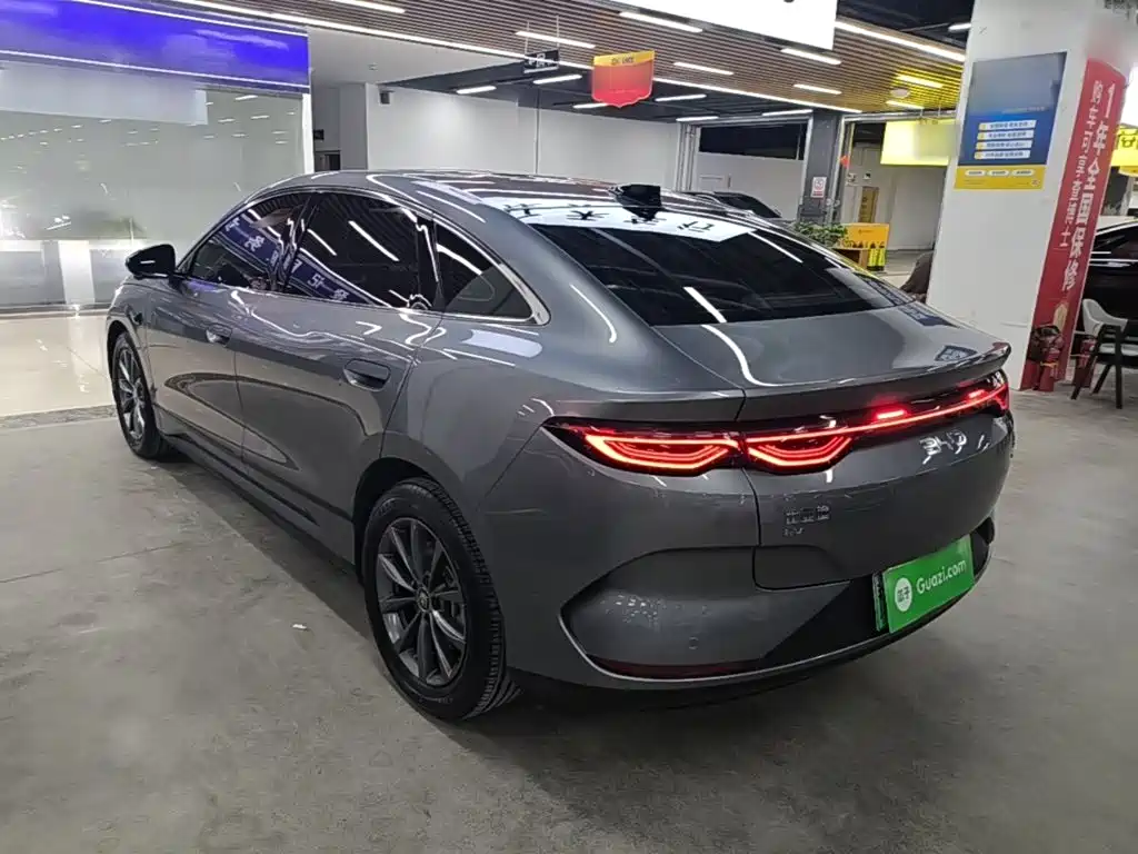BYD Qin L — фото 5