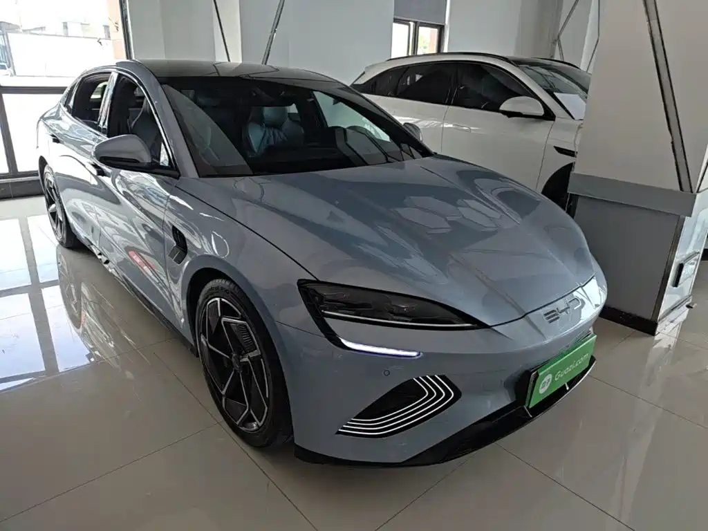 BYD Seal — фото 4