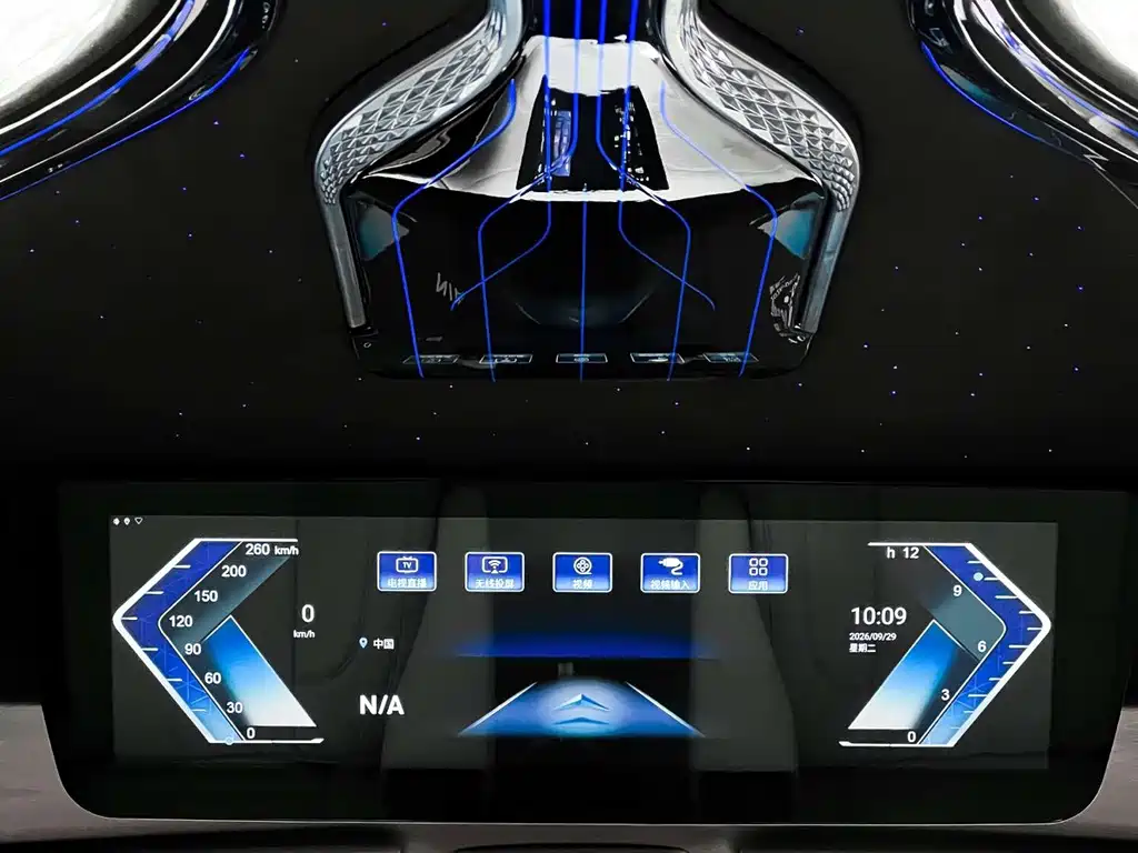 Toyota Granvia — фото 9