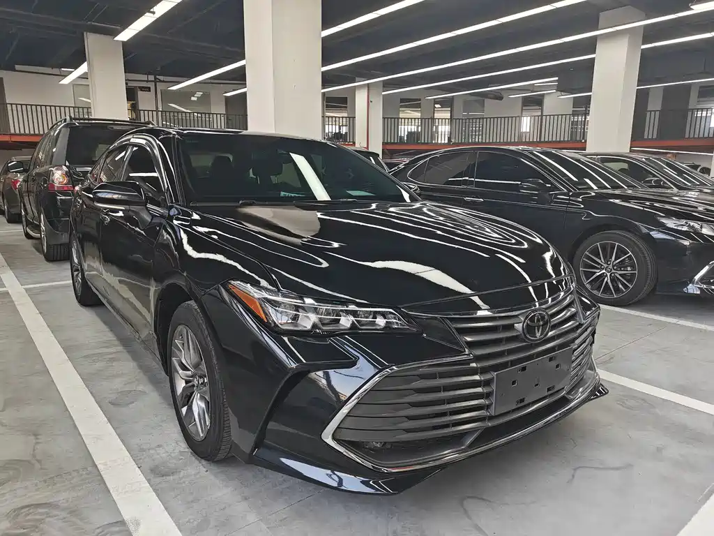 Toyota Avalon — фото 3