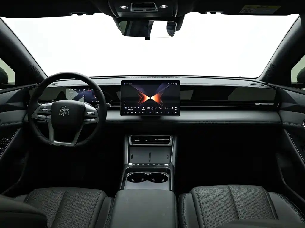 BYD Qin L — фото 14