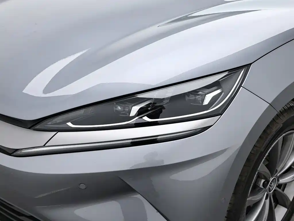 BYD Qin L — фото 17
