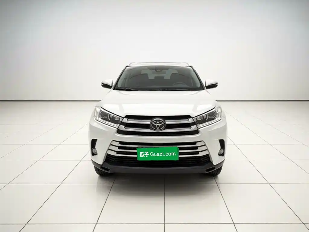 Toyota Highlander — фото 2
