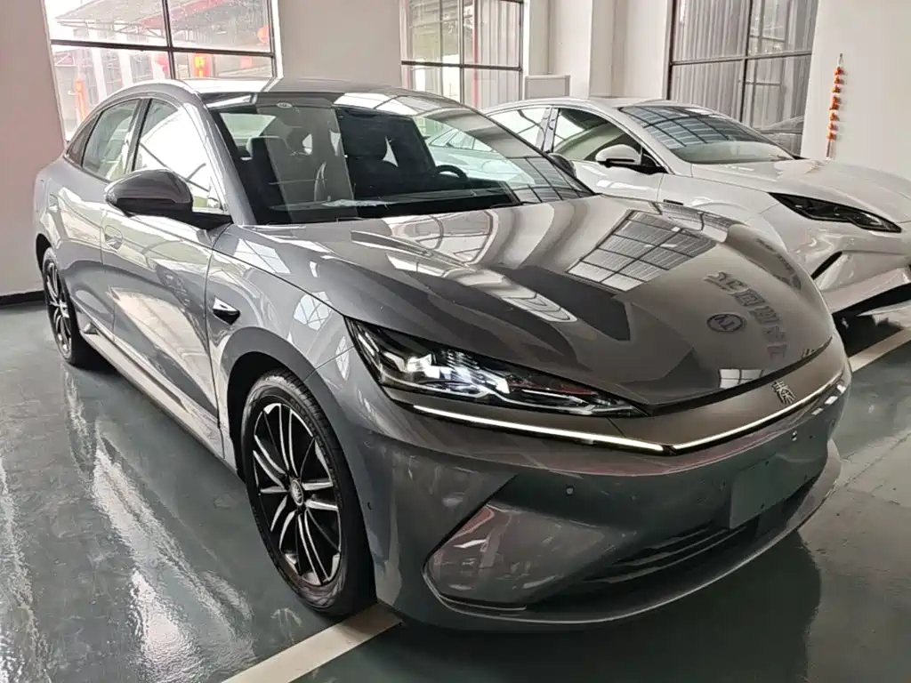 BYD Qin L — фото 4