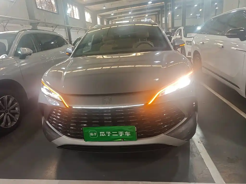 BYD L DM-i — фото 3