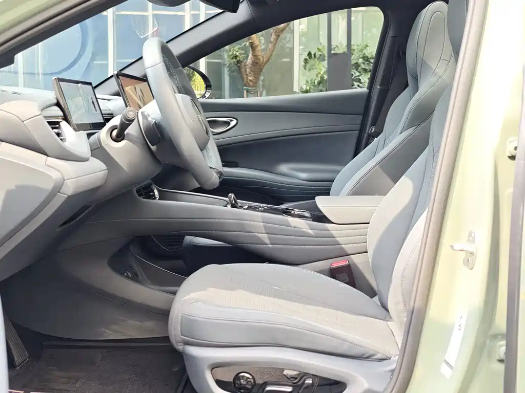 BYD Seal 06GT — фото 8