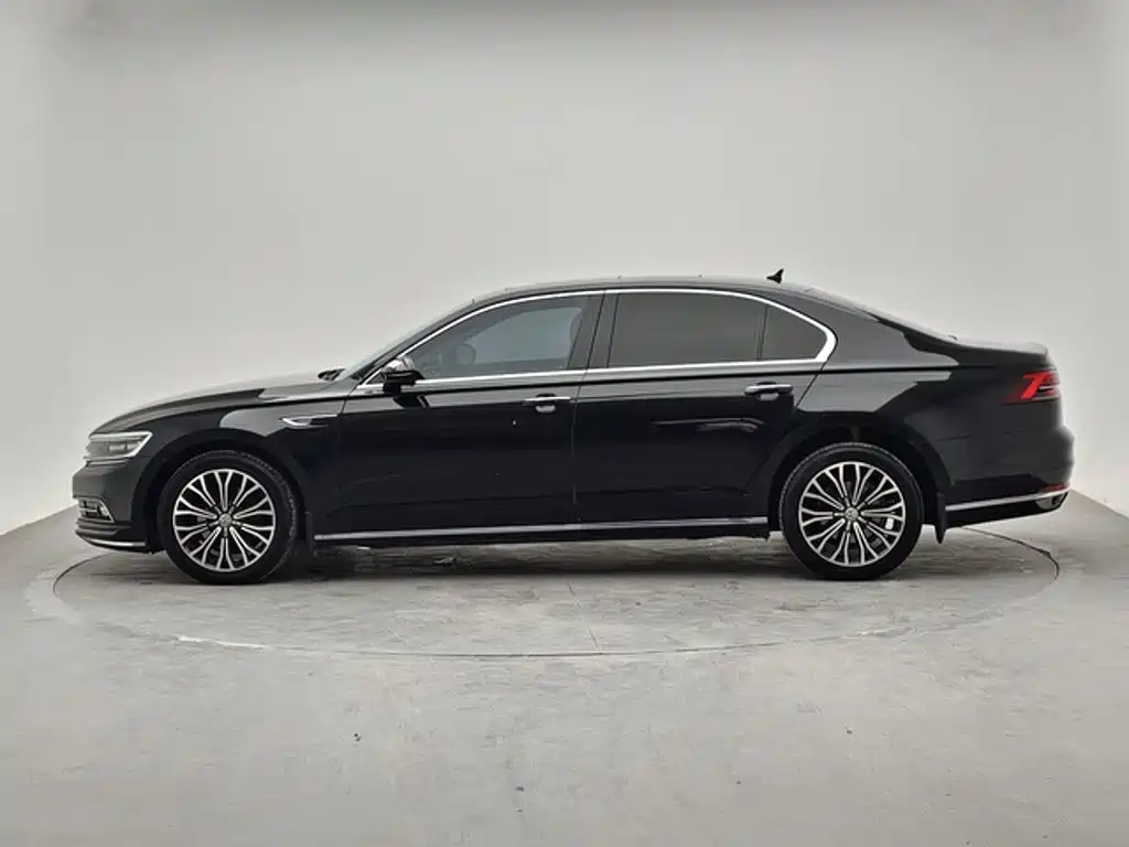 Volkswagen Phideon — фото 2