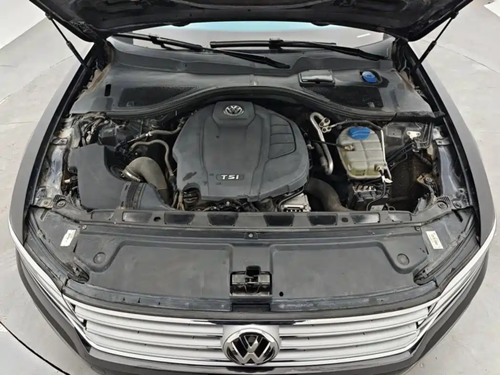 Volkswagen Phideon — фото 11