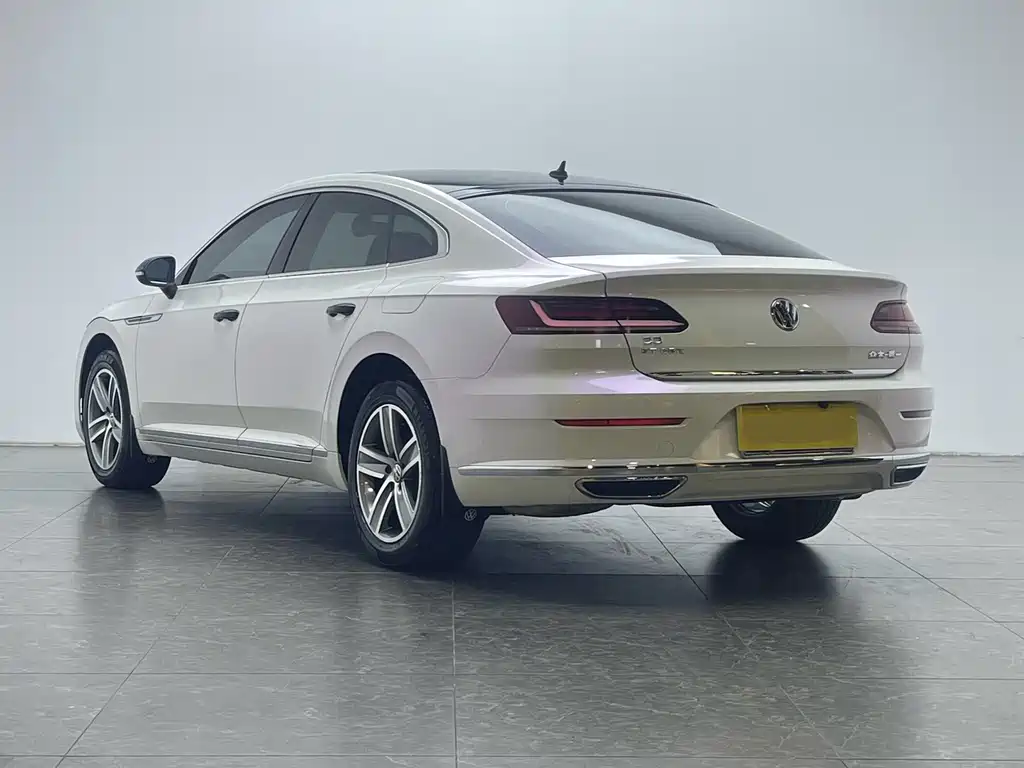 Volkswagen CC — фото 6
