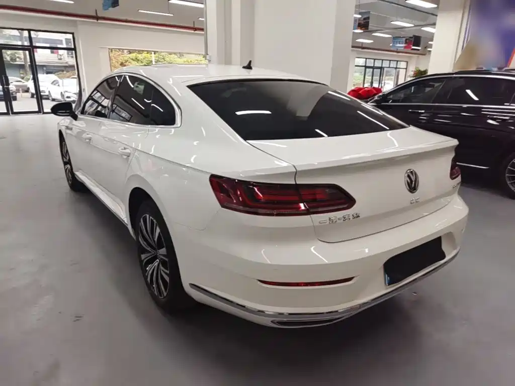 Volkswagen CC — фото 4