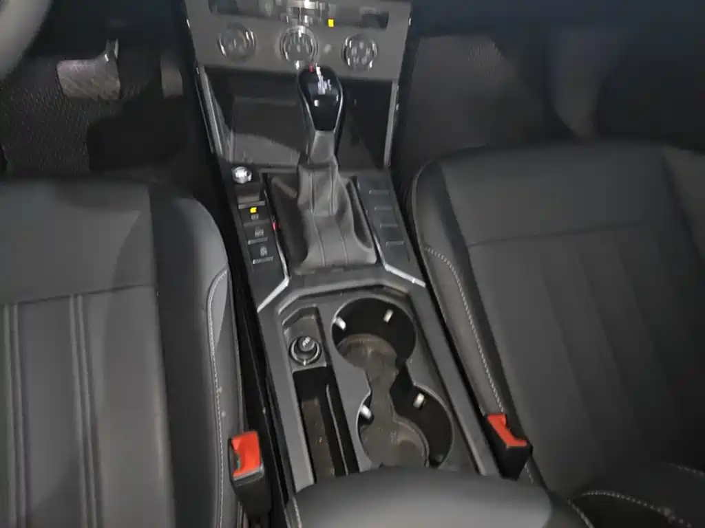 Volkswagen Passat — фото 13