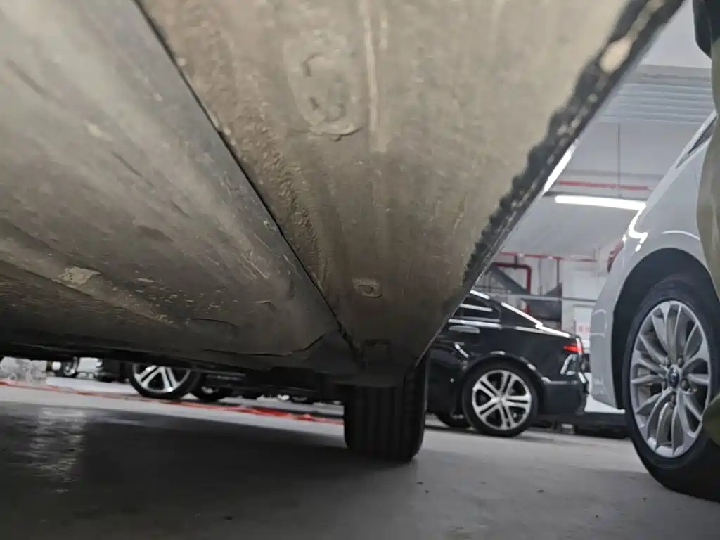 Volkswagen Passat — фото 21