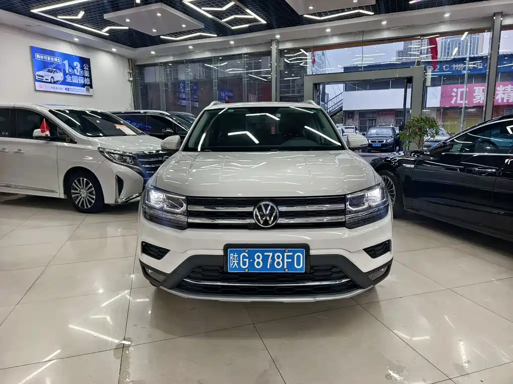Volkswagen Tharu — фото 2