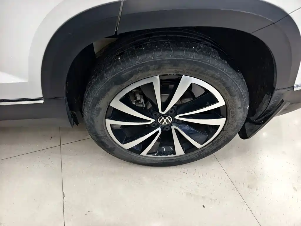Volkswagen Tharu — фото 14