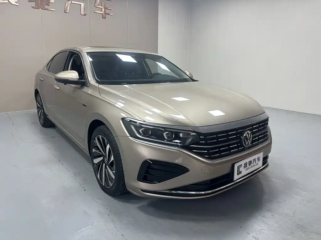 Volkswagen Passat — фото 3