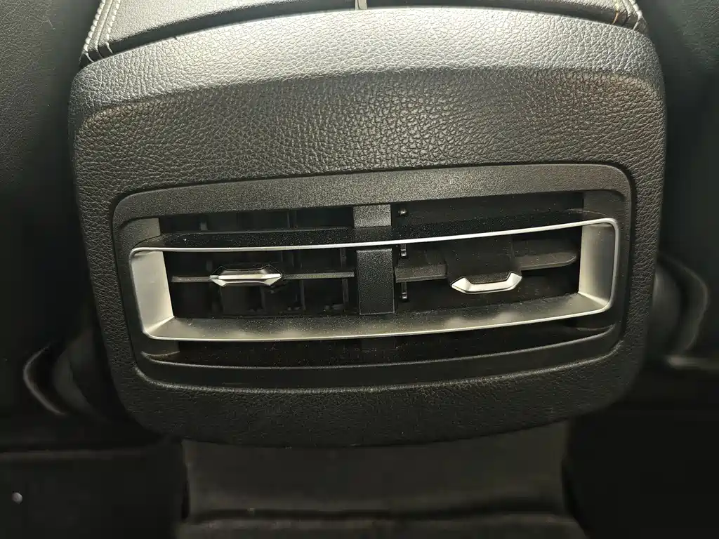 BYD Qin Pro NEV — фото 13