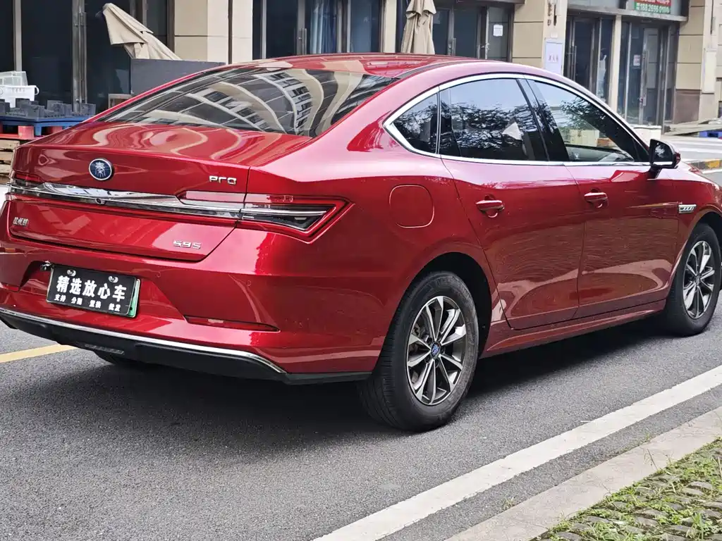 BYD Qin Pro NEV — фото 9